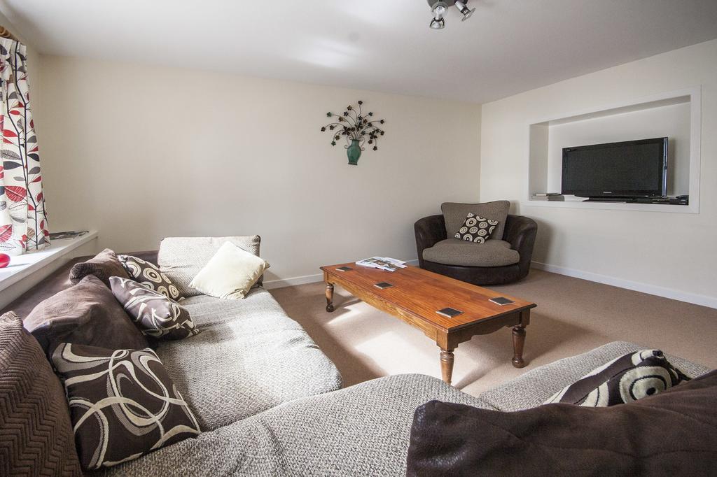 3 Varis Apartments フォレス エクステリア 写真