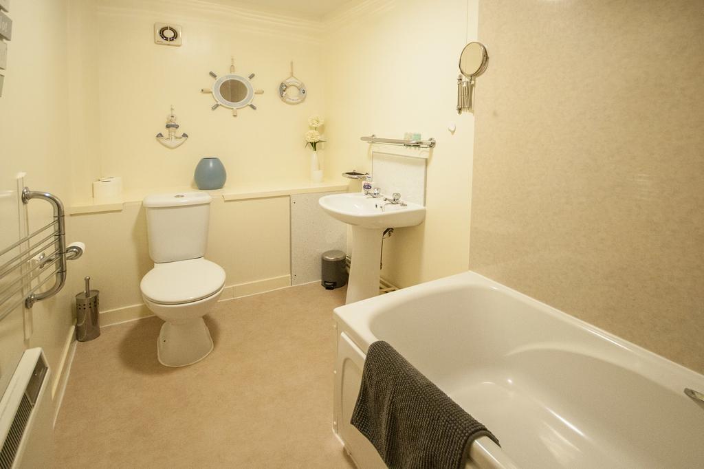 3 Varis Apartments フォレス エクステリア 写真